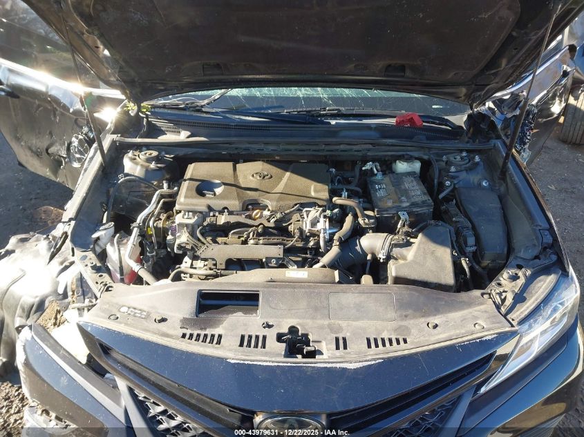 2018 Toyota Camry Se VIN: 4T1B11HK2JU080232 Lot: 43979631