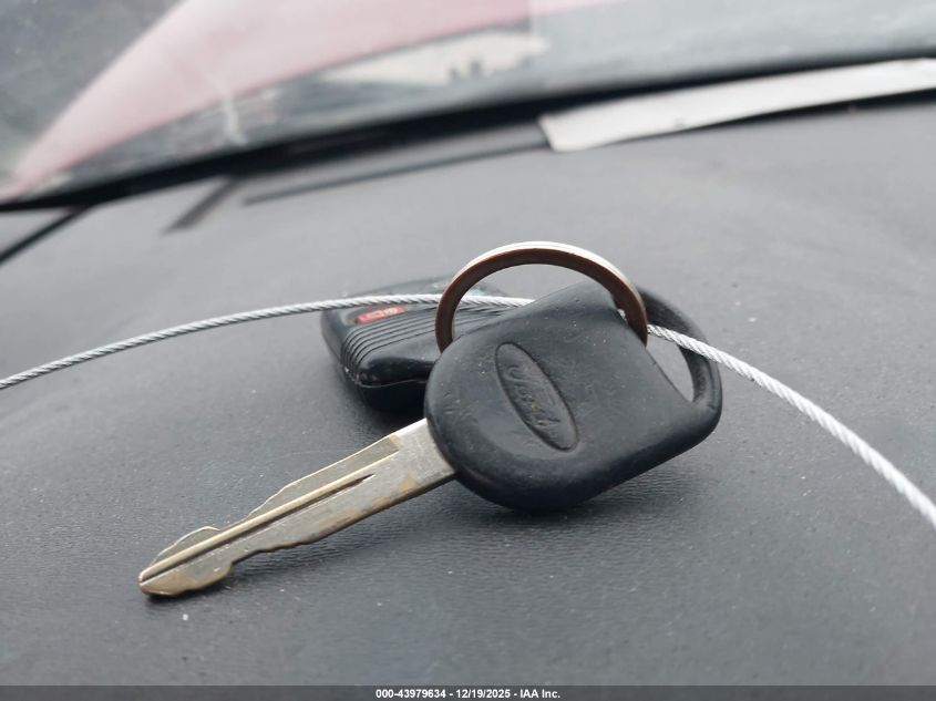 2011 Ford Focus Ses VIN: 1FAHP3GN8BW161803 Lot: 43979634