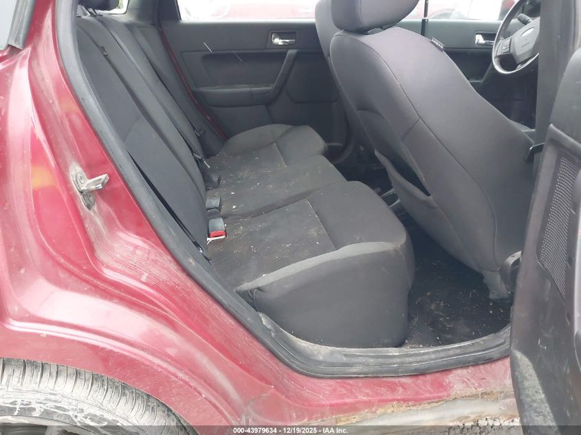 2011 Ford Focus Ses VIN: 1FAHP3GN8BW161803 Lot: 43979634