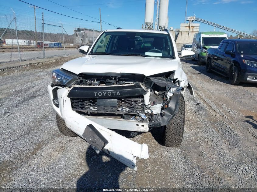 2021 Toyota 4Runner Sr5 Premium VIN: JTENU5JR5M5911742 Lot: 43979669