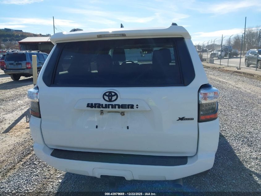 2021 Toyota 4Runner Sr5 Premium VIN: JTENU5JR5M5911742 Lot: 43979669