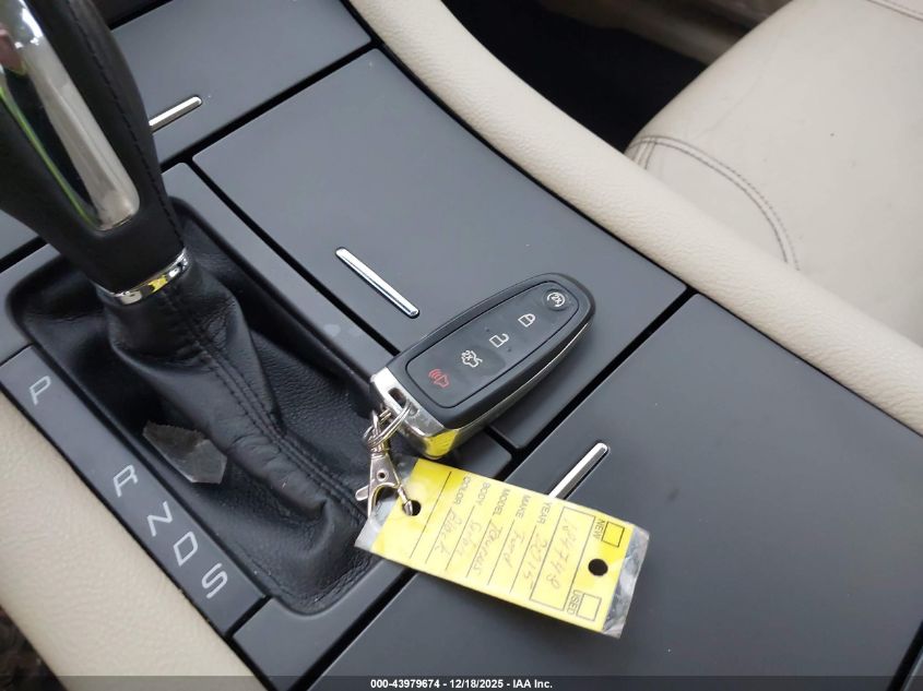 2015 Ford Taurus Sel VIN: 1FAHP2E8XFG184748 Lot: 43979674