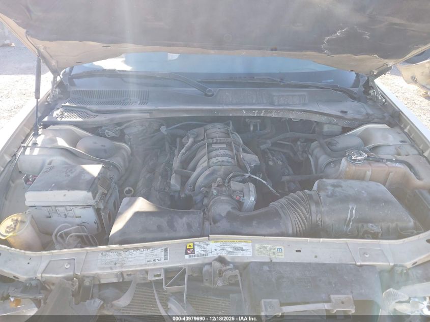 2010 Chrysler 300C Awd VIN: 2C3CK6CT6AH148221 Lot: 43979690