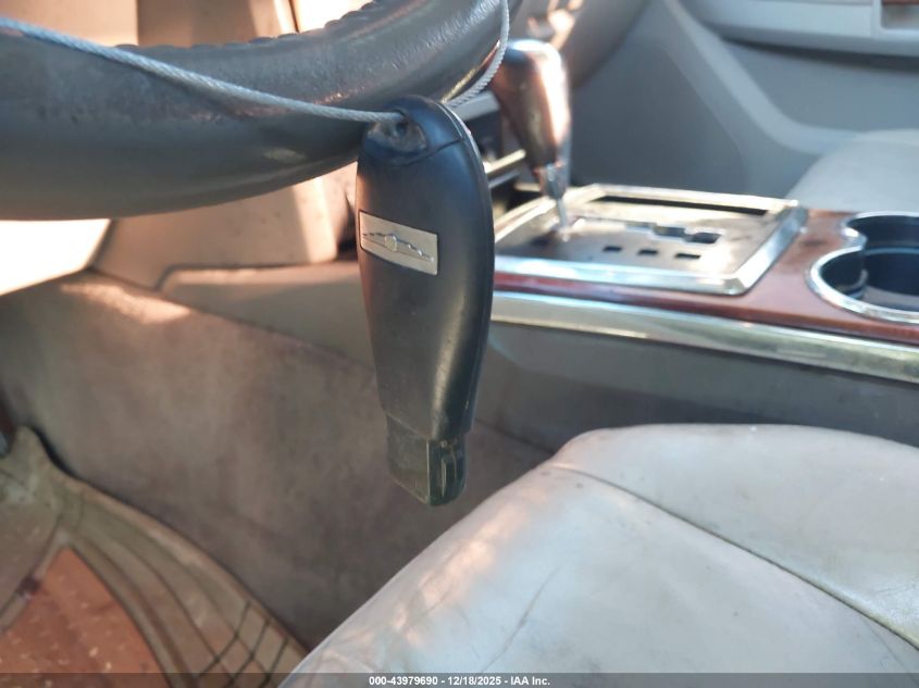 2010 Chrysler 300C Awd VIN: 2C3CK6CT6AH148221 Lot: 43979690