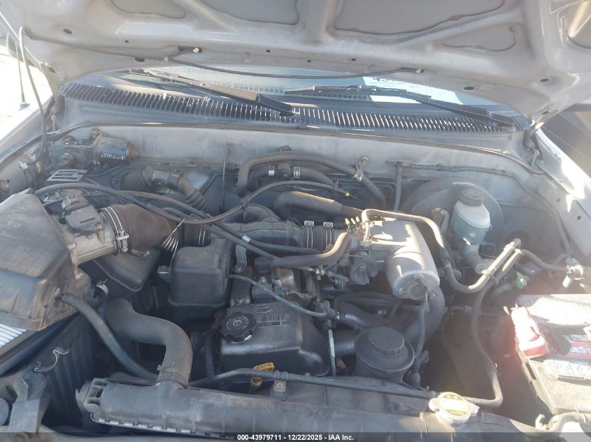 2003 Toyota Tacoma VIN: 5TEVL52N53Z252298 Lot: 43979711