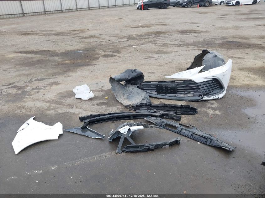 2024 Toyota Camry Le VIN: 4T1C11AK5RU917825 Lot: 43979714