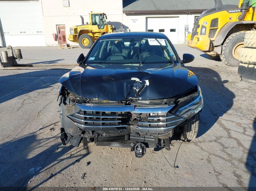 2019 Volkswagen Jetta 1.4T R-Line/1.4T S/1.4T Se VIN: 3VWC57BU4KM120369 Lot: 43979723