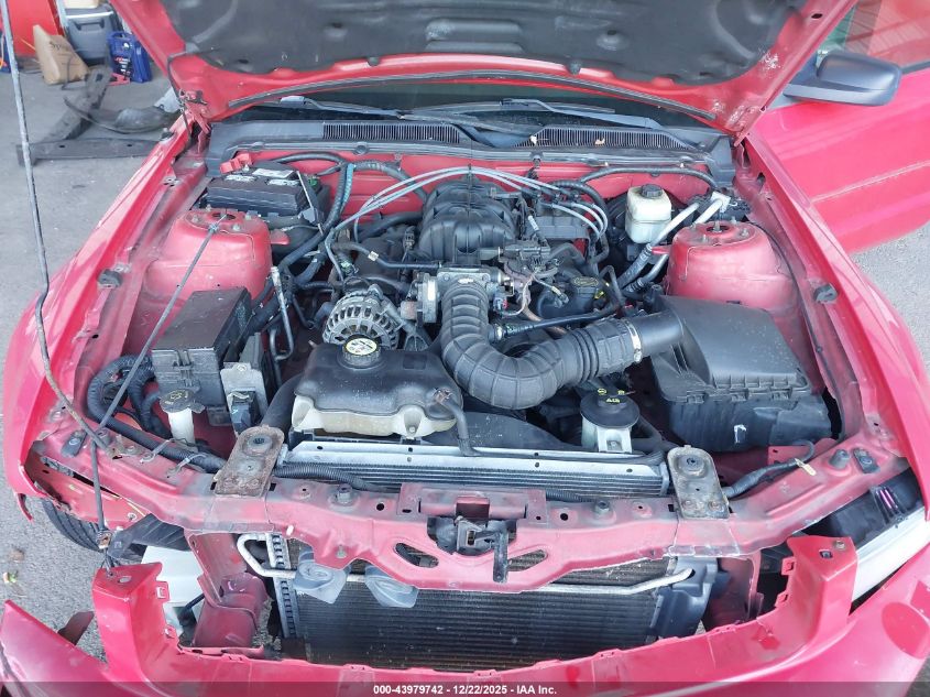 2007 Ford Mustang V6 Deluxe/V6 Premium VIN: 1ZVFT84N875354817 Lot: 43979742