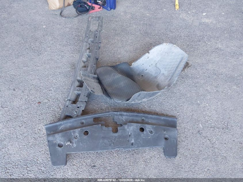 2007 Ford Mustang V6 Deluxe/V6 Premium VIN: 1ZVFT84N875354817 Lot: 43979742