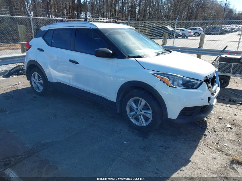 3N1CP5CU8KL502090 2019 Nissan Kicks S auction photo 1