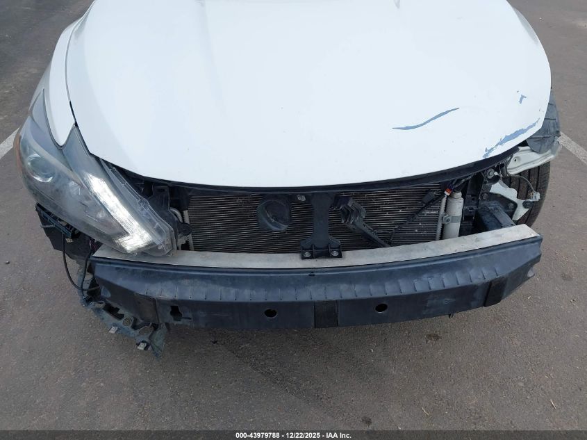 2017 Nissan Altima 2.5 Sr VIN: 1N4AL3AP9HN315876 Lot: 43979788