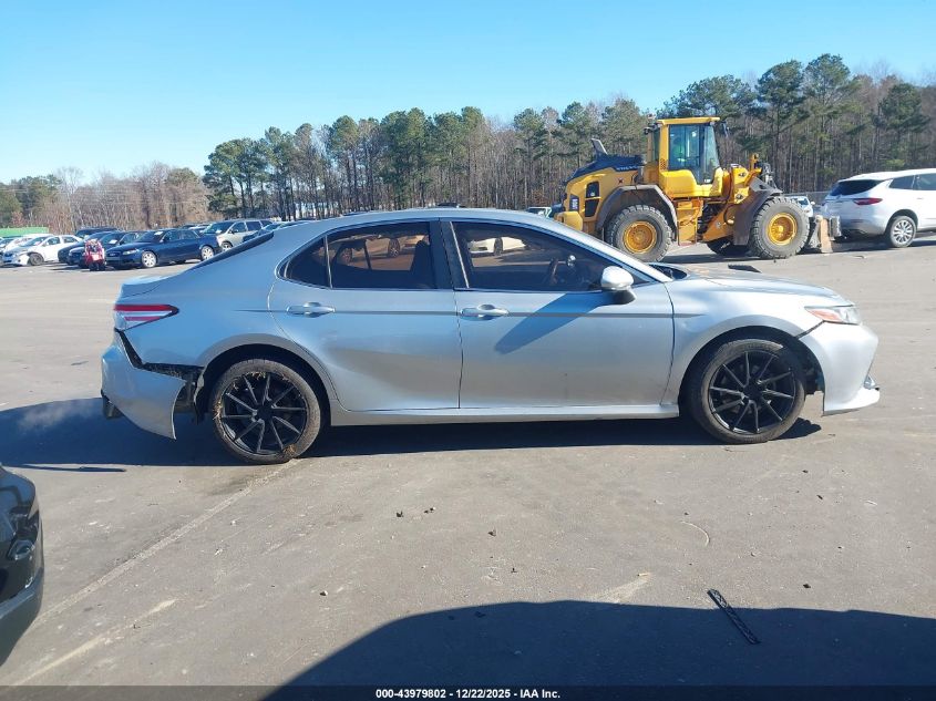 2018 Toyota Camry Le VIN: JTNB11HK4J3022564 Lot: 43979802