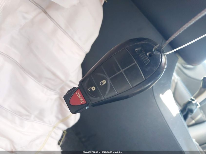 2015 Jeep Cherokee Sport VIN: 1C4PJLAB7FW761031 Lot: 43979806