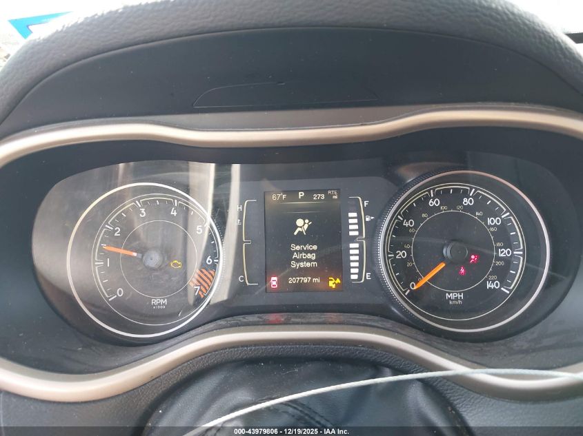 2015 Jeep Cherokee Sport VIN: 1C4PJLAB7FW761031 Lot: 43979806