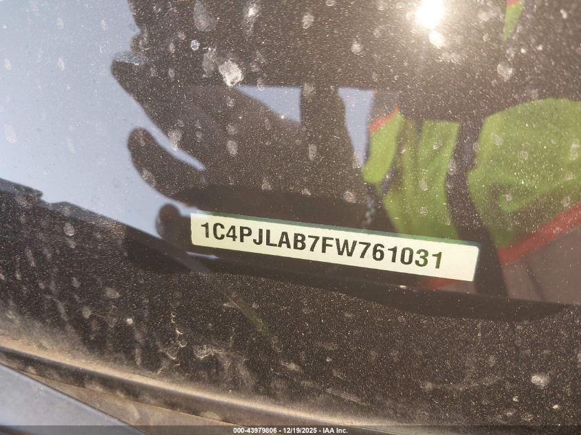 2015 Jeep Cherokee Sport VIN: 1C4PJLAB7FW761031 Lot: 43979806