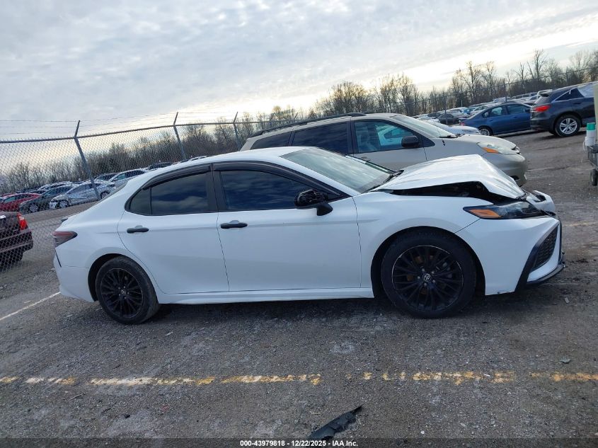 2021 Toyota Camry Se Nightshade Edition VIN: 4T1G11AK8MU488156 Lot: 43979818