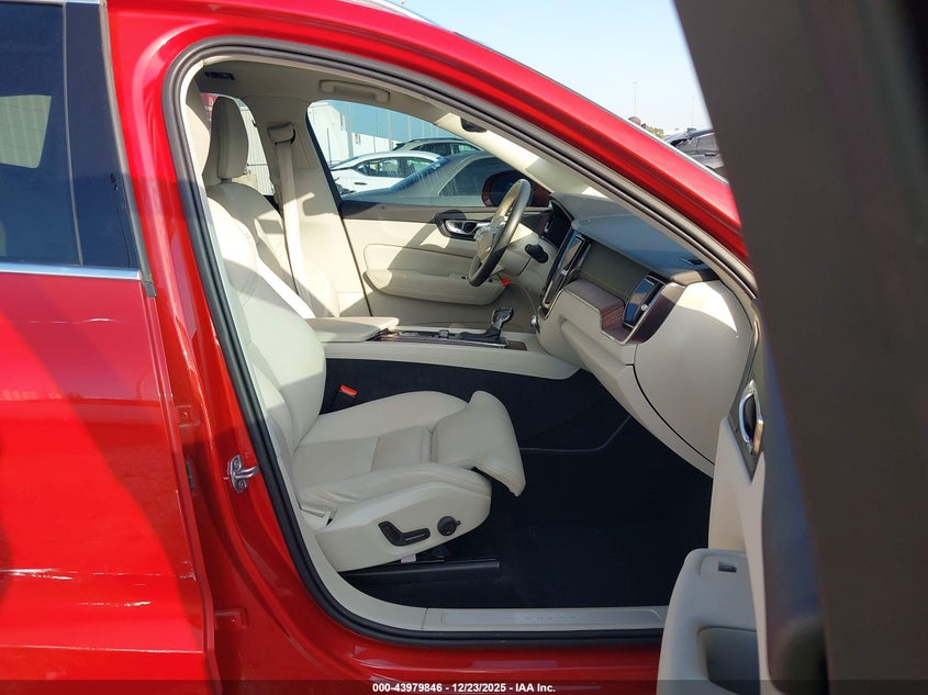 2020 Volvo Xc60 T5 Inscription