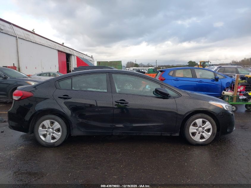 2017 Kia Forte Lx VIN: 3KPFK4A7XHE152281 Lot: 43979853