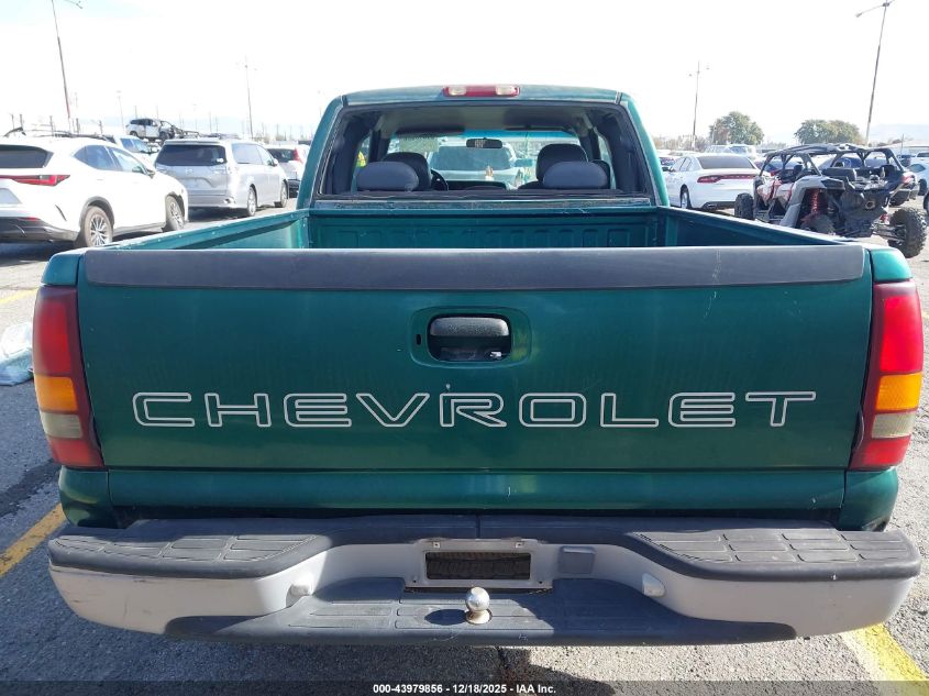 2000 Chevrolet Silverado 1500 VIN: 1GCEC19W8YZ294927 Lot: 43979856