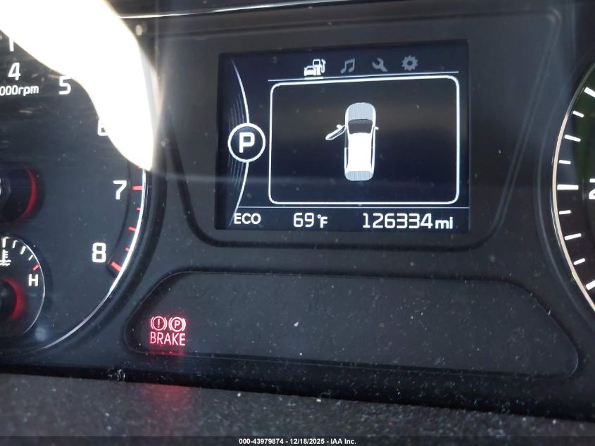 2017 Kia Sorento 3.3L Lx VIN: 5XYPGDA54HG213552 Lot: 43979874