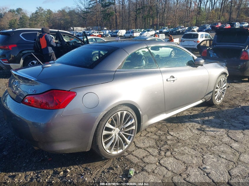 2013 Infiniti G37