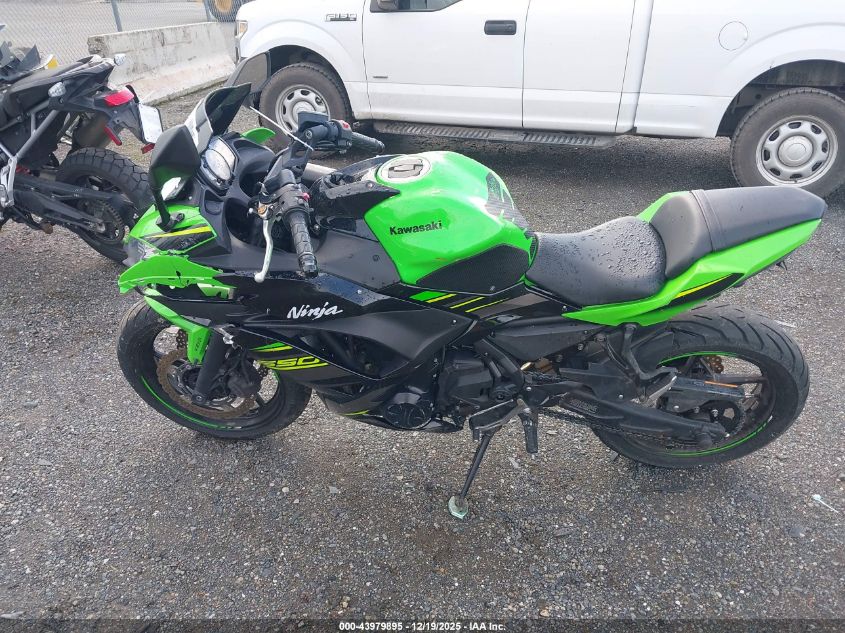 2018 Kawasaki Ex650 F VIN: JKAEXEK16JDA12374 Lot: 43979895