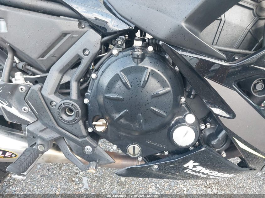 2018 Kawasaki Ex650 F VIN: JKAEXEK16JDA12374 Lot: 43979895