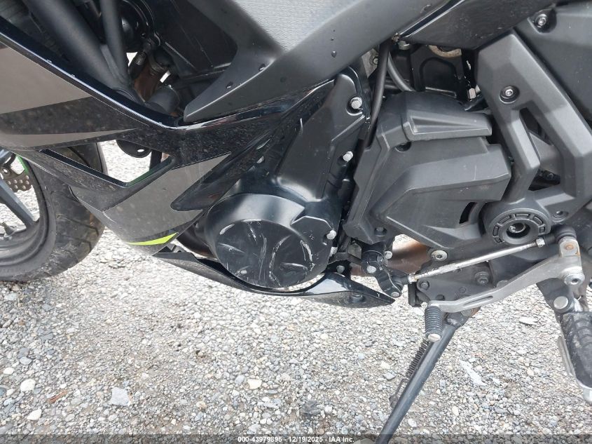 2018 Kawasaki Ex650 F VIN: JKAEXEK16JDA12374 Lot: 43979895