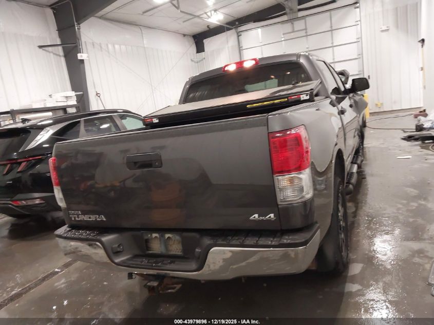 2011 Toyota Tundra Grade 4.6L V8 VIN: 5TFDM5F17BX018640 Lot: 43979896