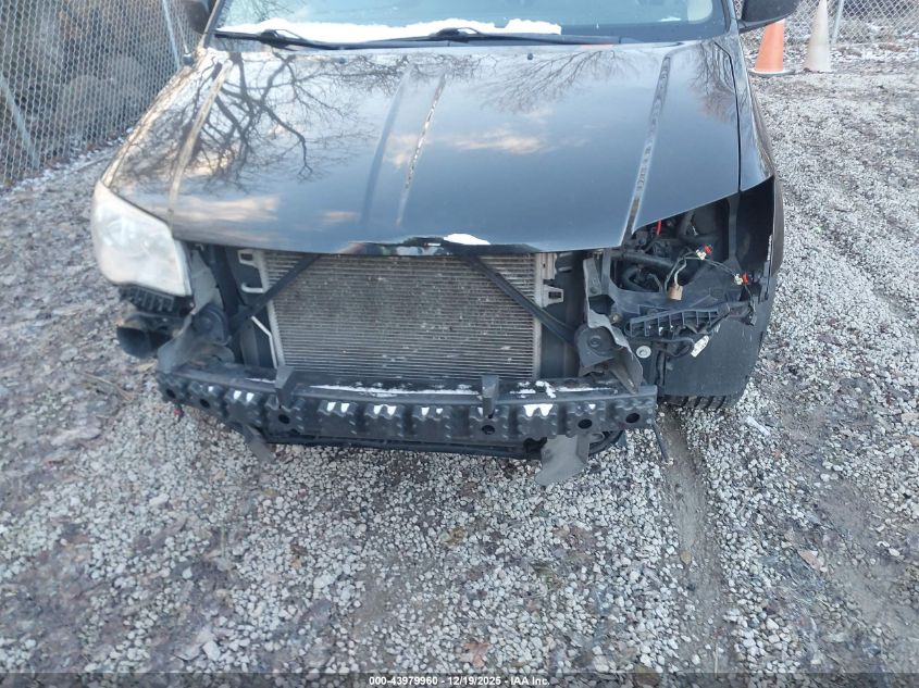 2011 Chrysler Town & Country Touring VIN: 2A4RR5DG2BR617128 Lot: 43979960