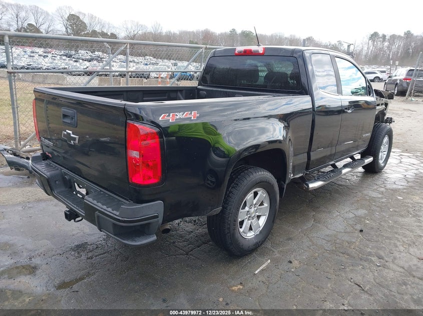 VIN 1GCHTBEAXJ1208664 2018 CHEVROLET COLORADO WT