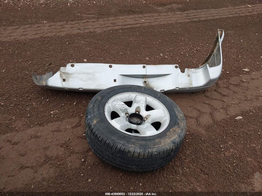 1999 Suzuki Grand Vitara Jlx/Jlx+ VIN: JS3TD62V5X4102606 Lot: 43980002