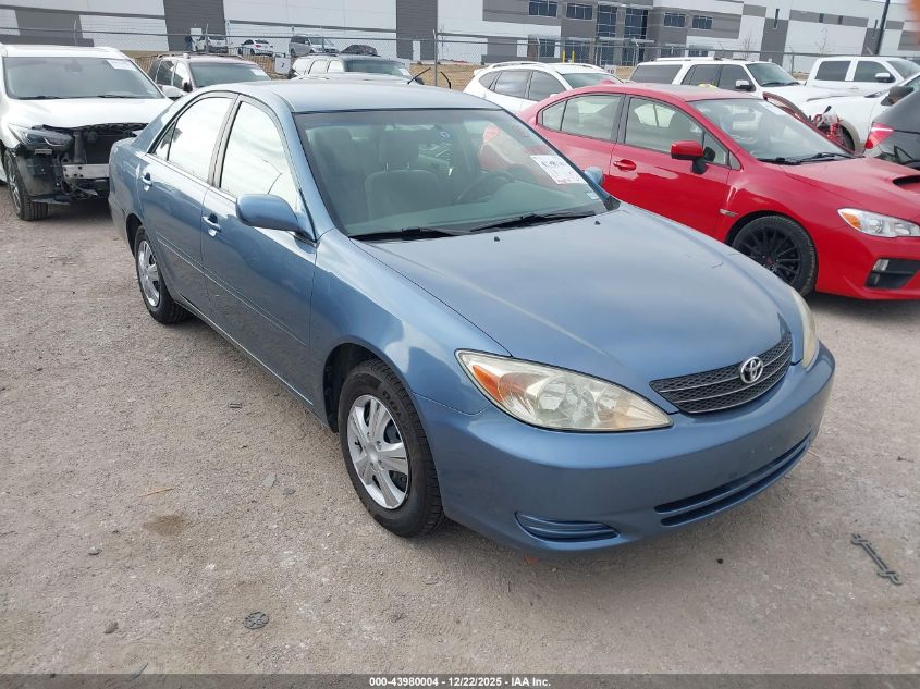 2002 Toyota Camry Le VIN: JTDBE32K220018805 Lot: 43980004