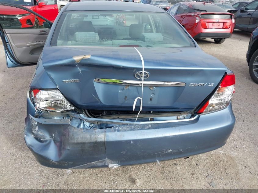 2002 Toyota Camry Le VIN: JTDBE32K220018805 Lot: 43980004