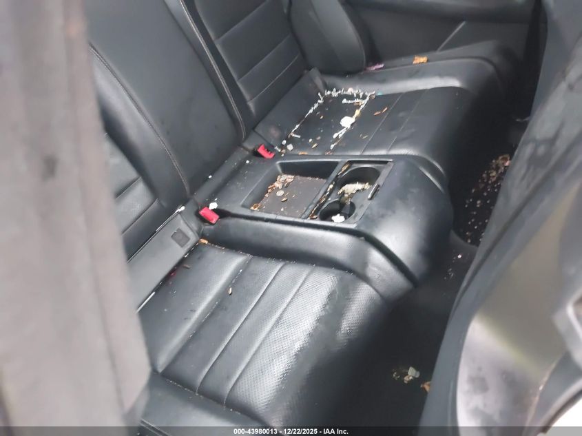 2012 Mercedes-Benz C 250 VIN: WDDGJ4HB9CF740601 Lot: 43980013