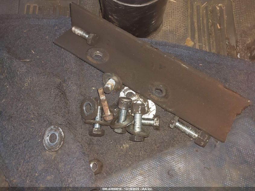 2004 Isuzu W5S042 Nqr Dsl VIN: JALE5B14647902099 Lot: 43980018