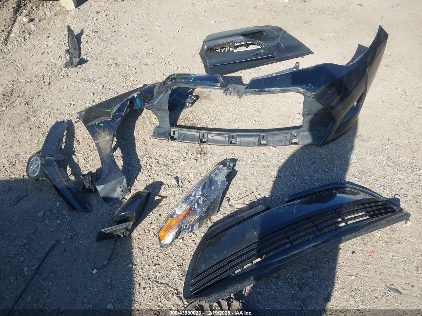 2017 Toyota Corolla Le VIN: 5YFBURHE4HP670377 Lot: 43980023