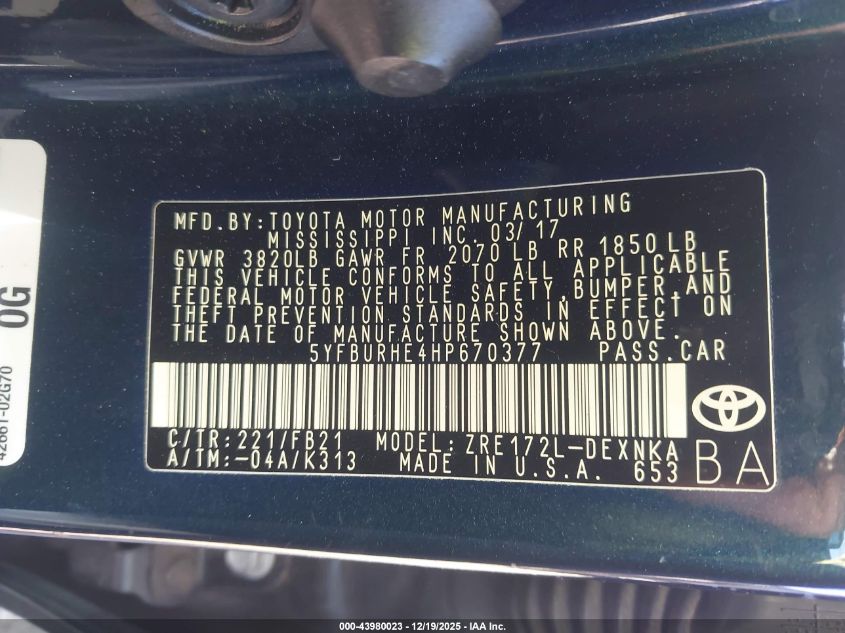 2017 Toyota Corolla Le VIN: 5YFBURHE4HP670377 Lot: 43980023