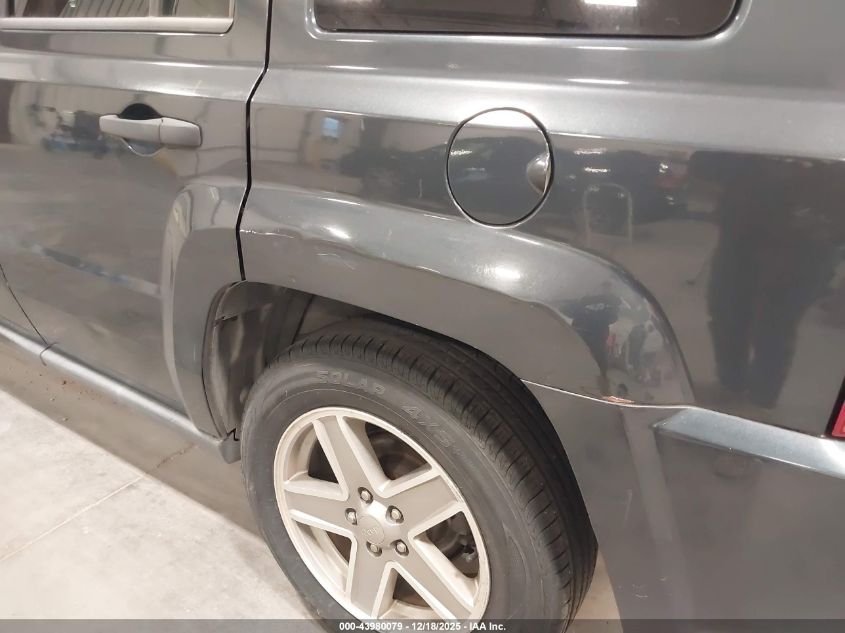 2007 Jeep Patriot Sport VIN: 1J8FF28W97D356598 Lot: 43980079