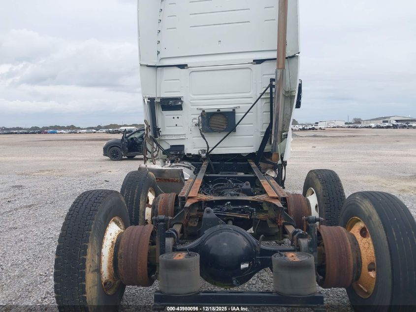 2018 Volvo Vnl VIN: 4V4NC9EH7JN886620 Lot: 43980096