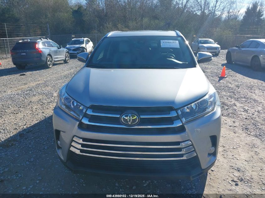 2017 Toyota Highlander Limited VIN: 5TDYZRFH5HS195869 Lot: 43980102