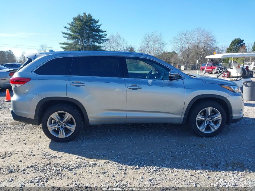 2017 Toyota Highlander Limited VIN: 5TDYZRFH5HS195869 Lot: 43980102