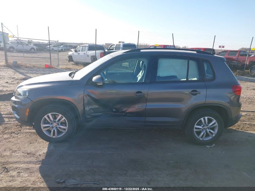 2016 Volkswagen Tiguan S VIN: WVGAV7AX0GW587586 Lot: 43980119
