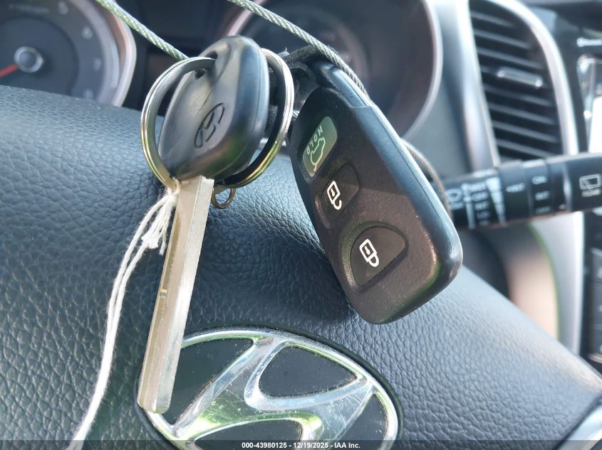 2013 Hyundai Elantra Gt VIN: KMHD35LE5DU133196 Lot: 43980125