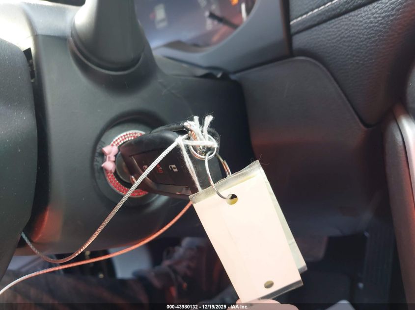 2025 Toyota Rav4 Le VIN: 2T3H1RFV3SW425220 Lot: 43980132