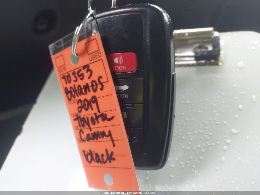 2019 Toyota Camry Se VIN: 4T1B11HK6KU840860 Lot: 43980178