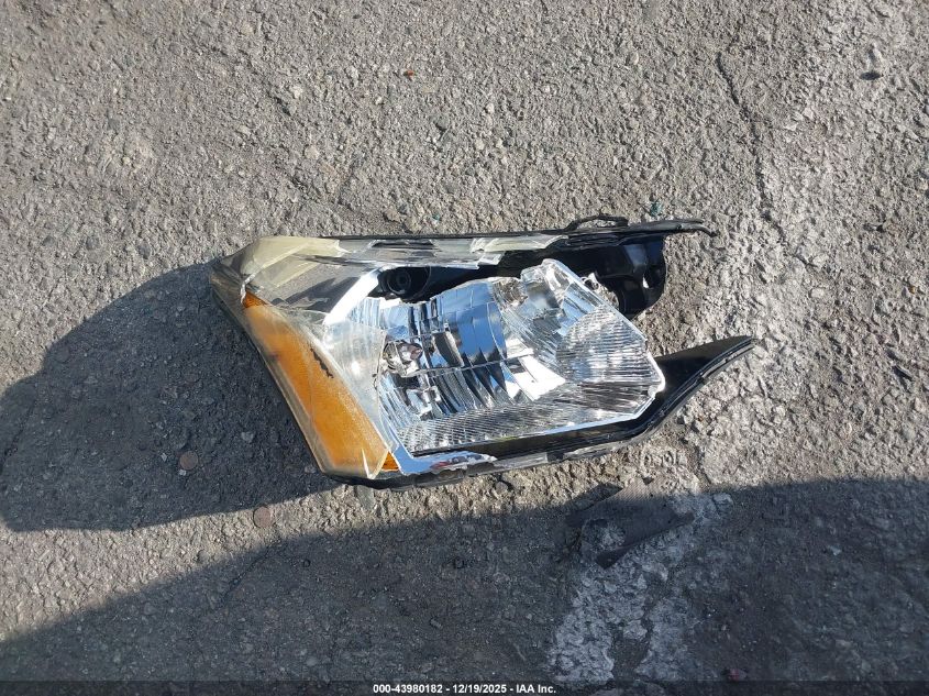 2010 Ford Focus Sel VIN: 1FAHP3HNXAW127570 Lot: 43980182