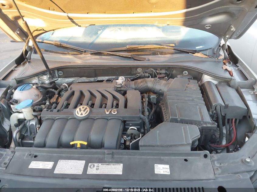 2014 Volkswagen Passat 3.6L V6 Sel Premium VIN: 1VWCM7A39EC024206 Lot: 43980196