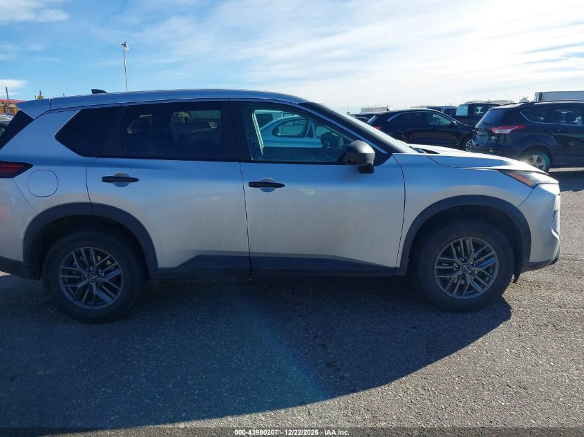 2024 Nissan Rogue S Intelligent Awd VIN: 5N1BT3AB2RC758625 Lot: 43980207