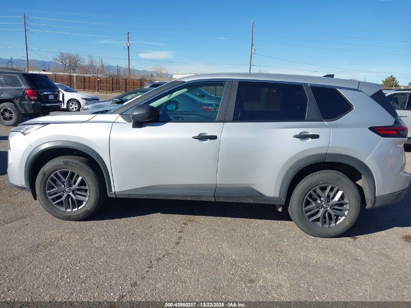 2024 Nissan Rogue S Intelligent Awd VIN: 5N1BT3AB2RC758625 Lot: 43980207